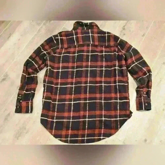 Madewell Women's Flannel Button Down - Picture 7 of 7